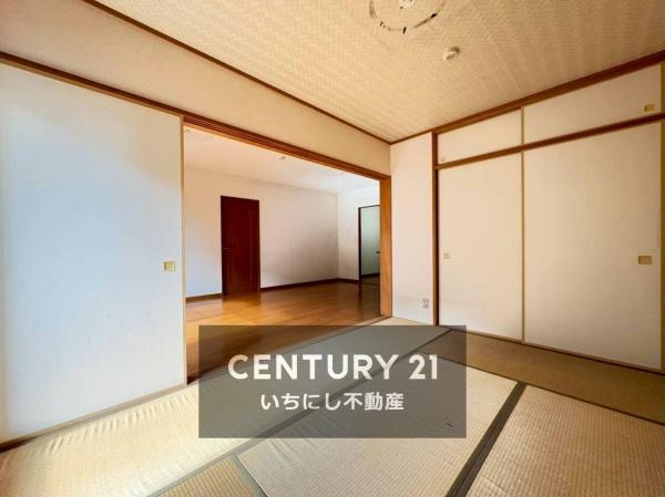 再生住宅「エミナス」・リビオ上名和Ｂ棟　和室　汎用性の高い６帖和室