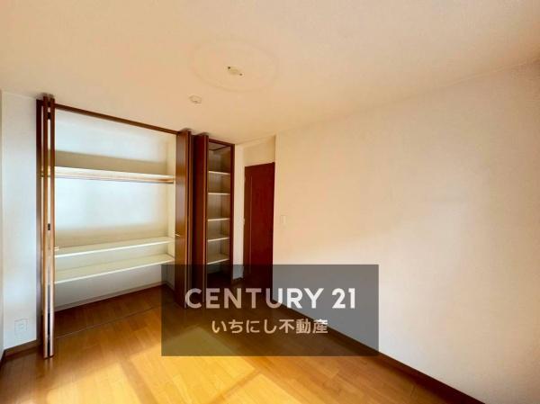 再生住宅「エミナス」・リビオ上名和Ｂ棟　洋室　落ち着いた雰囲気でゆっくり休める洋室空間