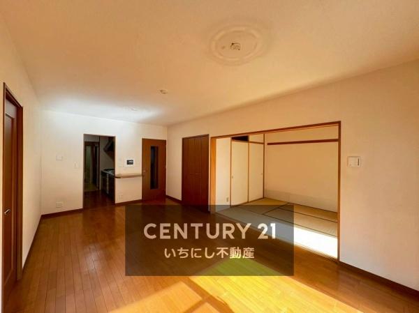 再生住宅「エミナス」・リビオ上名和Ｂ棟　リビング　リラックスして過ごせるリビング