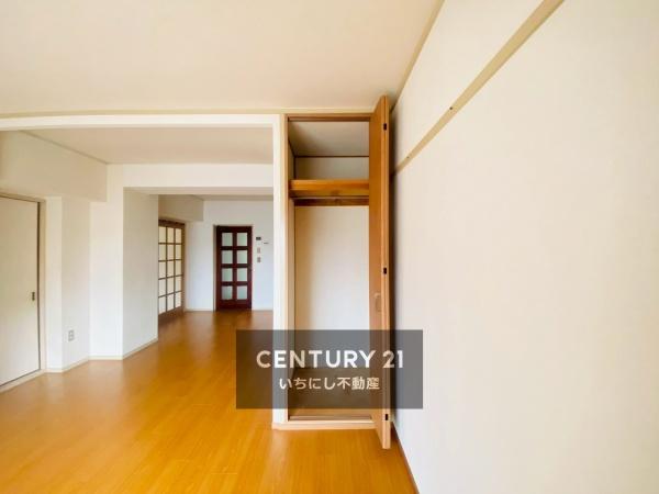 赤坂マンション藤が丘　収納　リビングの収納