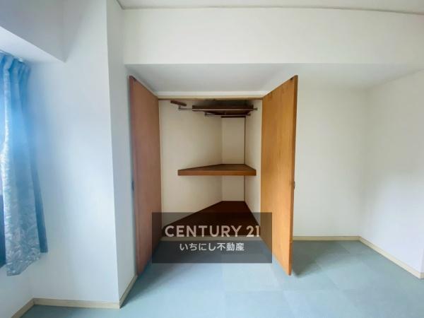 赤坂マンション藤が丘　収納　6帖洋室の収納