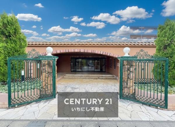 再生住宅「エミナス」・シャトレ愛松稲沢8　エントランス　開放感あるエントランス