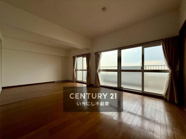 ユーハウス大野海岸 リビング 伊勢湾を一望できる開放的なリビング! ユーハウス大野海岸 リビング 伊勢湾を一望できる開放的なリビング!