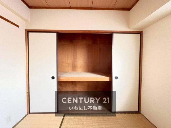 再生住宅「エミナス」・グリーンコーポ江南　収納　北側和室収納。