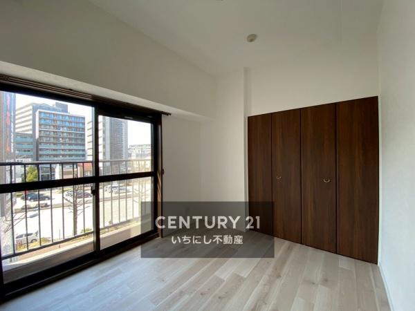 再生住宅「エミナス」・ユニーブル代官町 洋室 ゆったりくつろげる北西側洋室 再生住宅「エミナス」・ユニーブル代官町 洋室 ゆったりくつろげる北西側洋室