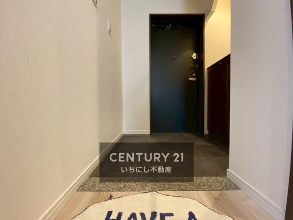 再生住宅「エミナス」・ユニーブル代官町 玄関 広々とした明るい玄関 再生住宅「エミナス」・ユニーブル代官町 玄関 広々とした明るい玄関