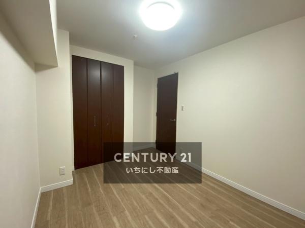 ライオンズステーションプラザ勝川弐番館 洋室 家具配置しやすく多目的に使える空間 ライオンズステーションプラザ勝川弐番館 洋室 家具配置しやすく多目的に使える空間