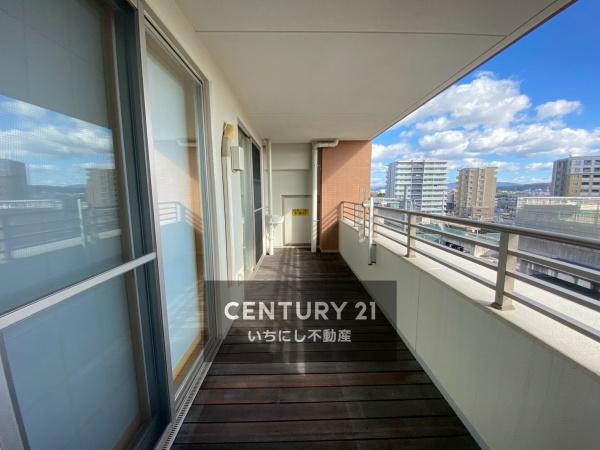 ライオンズステーションプラザ勝川弐番館 バルコニー 外の空気を感じられる開放的なスペース ライオンズステーションプラザ勝川弐番館 バルコニー 外の空気を感じられる開放的なスペース