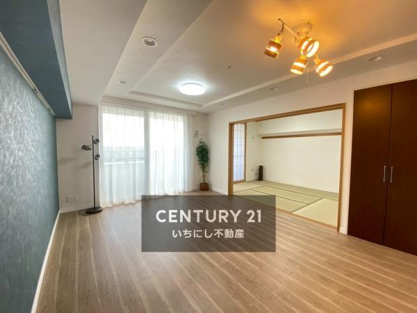 ライオンズステーションプラザ勝川弐番館 リビング 採光良好で家族が自然と集まる明るい空間 ライオンズステーションプラザ勝川弐番館 リビング 採光良好で家族が自然と集まる明るい空間