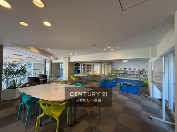 ライオンズプレティナレジデンス　その他共用部分　キッズスペースやライブラリーもあります