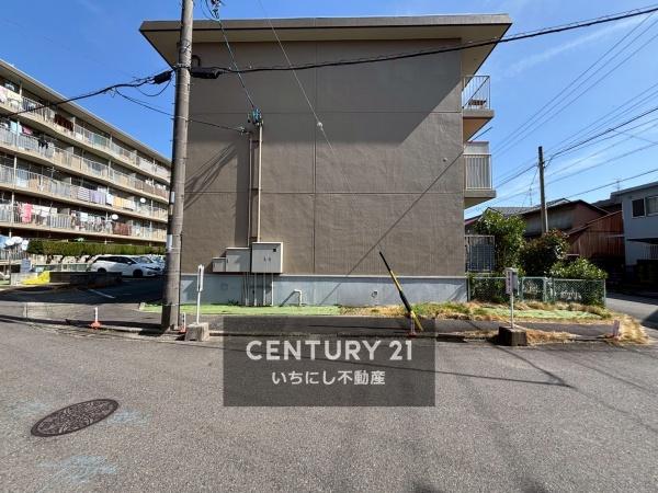 マンションニュー木曽川D棟　リビング　