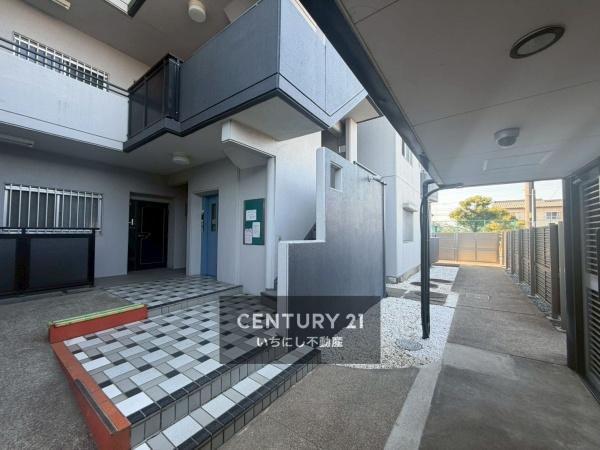 ナビタウン一宮マンション　その他共用部分　エントランスを抜けた共用部