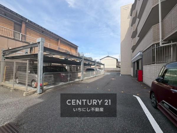 モアグレース森本　駐車場　