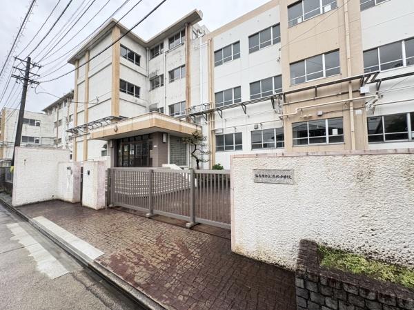 「再生エミナス」・ユーハウス正徳　名古屋市立港北中学校（中学校）／1687m　